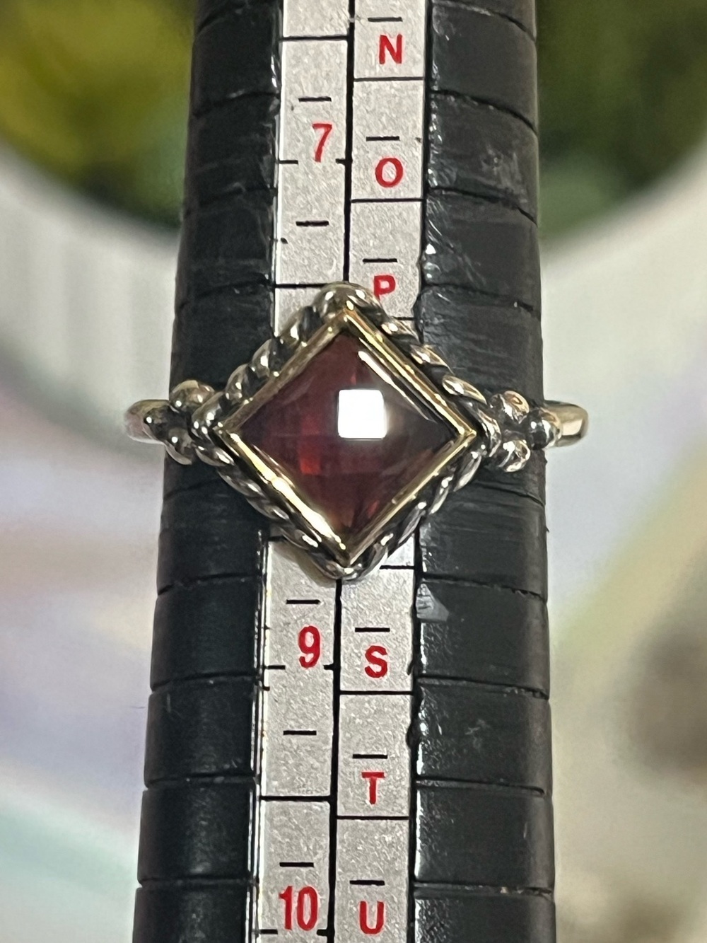 James Avery 925 585 Alessandra Garnet Ring
